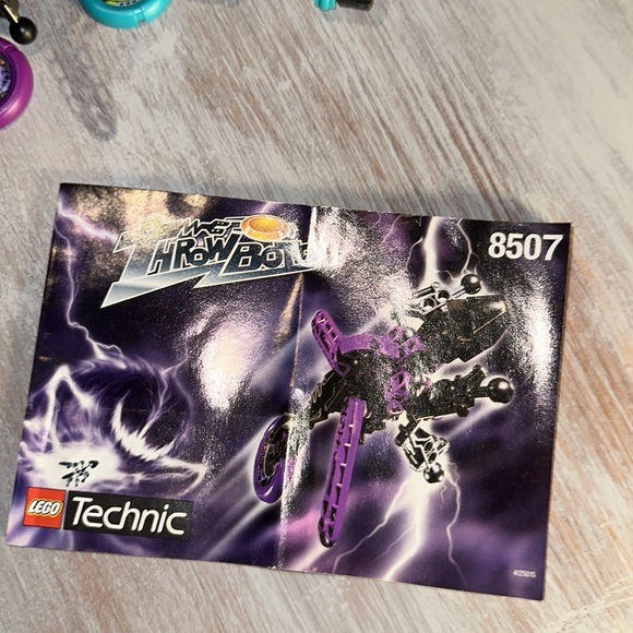 Vintage LEGO Technic Throwbot #8501 Ski, #8502 Turbo and #8507 Electro. - Picture 2 of 7